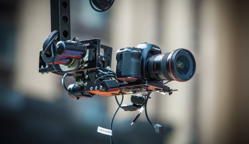 百色广告片拍摄公司智能工具如何提升广告效能？